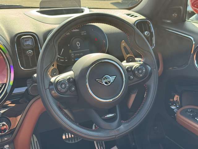 MINI CROSSOVER