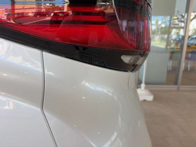VELLFIRE  HYBRID