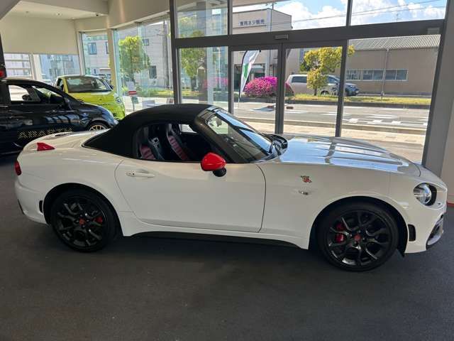 ABARTH 124 SPIDER