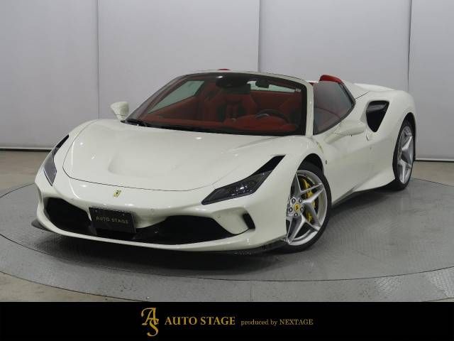 FERRARI F8 Spider