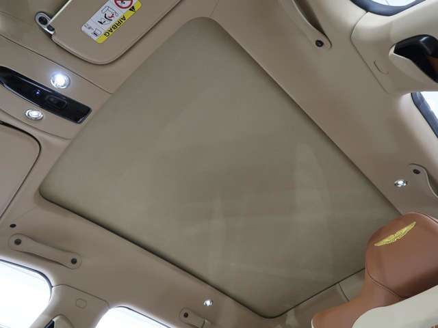 ASTON MARTIN SUV