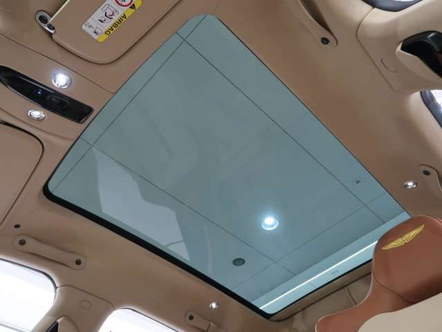 ASTON MARTIN SUV