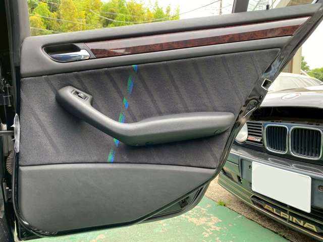 ALPINA B3 limousine