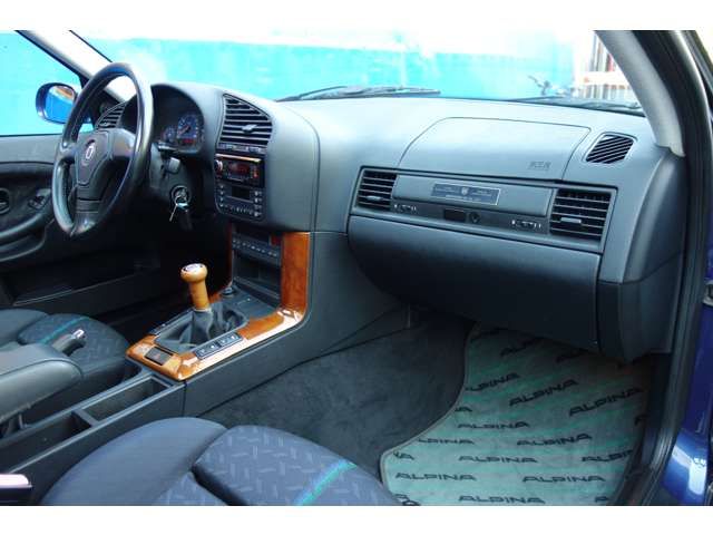 ALPINA B3 limousine