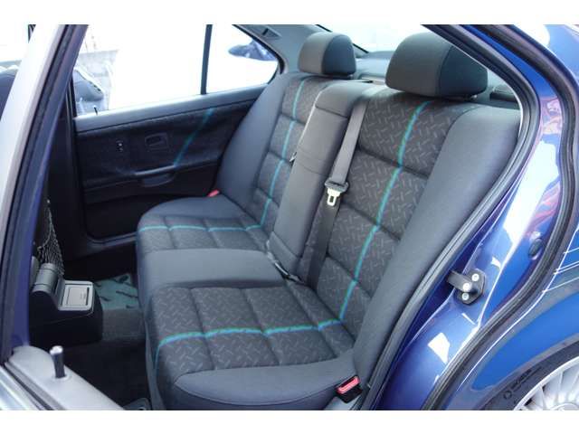 ALPINA B3 limousine