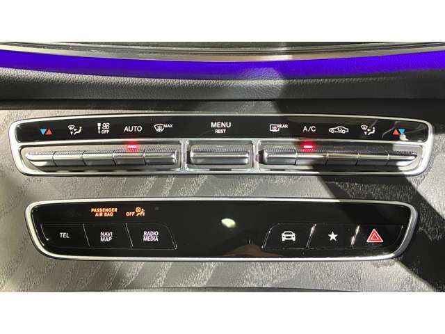 MERCEDES BENZ E class sedan