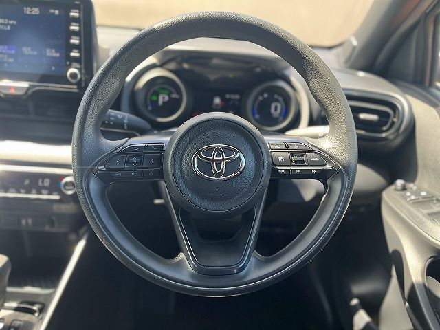 YARIS HYBRID