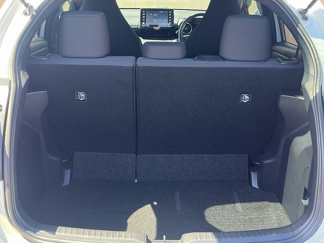 YARIS HYBRID