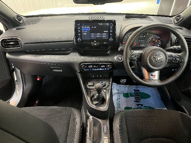 GR YARIS