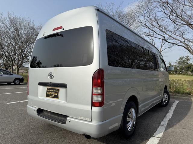 HIACE van 4WD