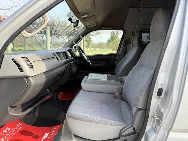 HIACE van 4WD