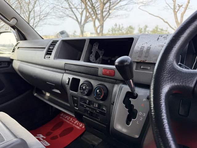 HIACE van 4WD