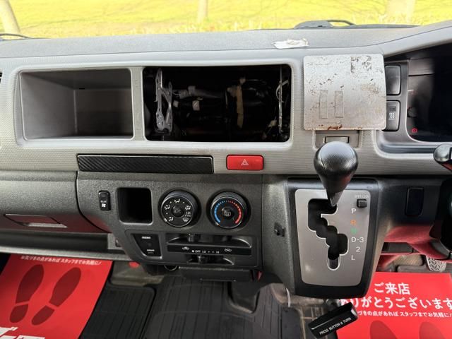 HIACE van 4WD