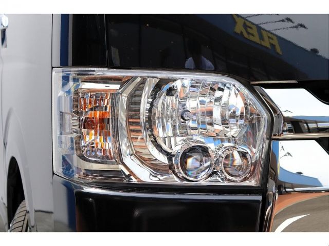 HIACE van 4WD