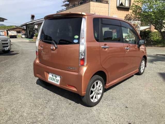 MOVE CUSTOM