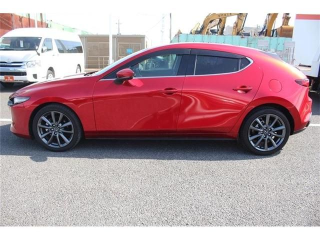 MAZDA3 FASTBACK