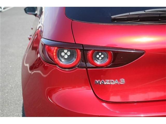 MAZDA3 FASTBACK