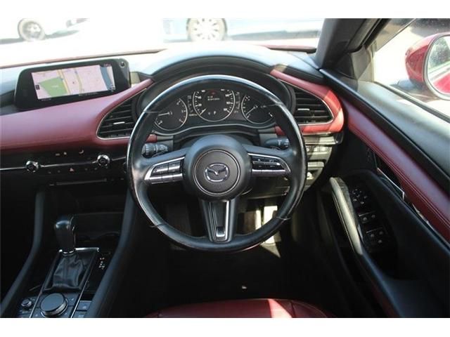 MAZDA3 FASTBACK