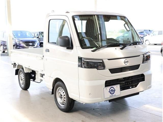 CLIPPER truck