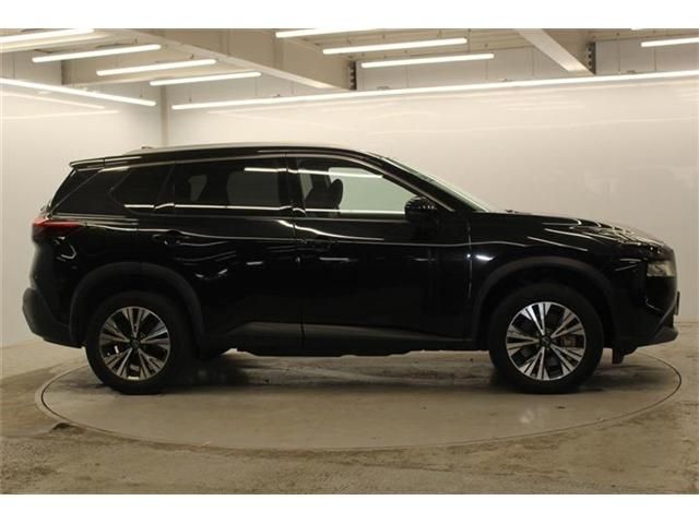 X-TRAIL HYBRID 4WD