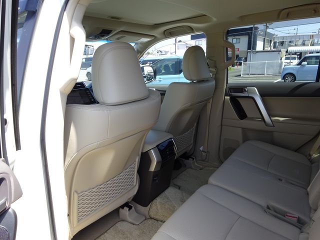 LANDCRUISER PRADO