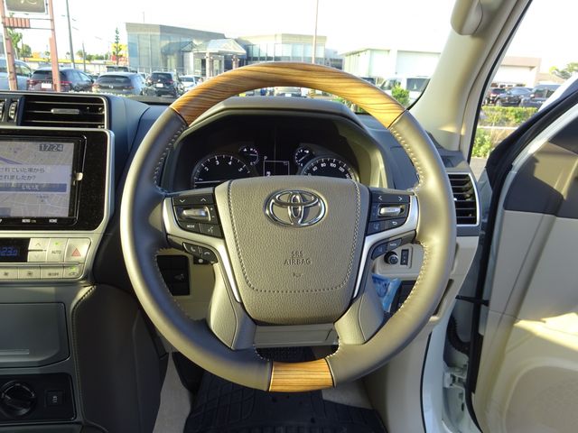 LANDCRUISER PRADO