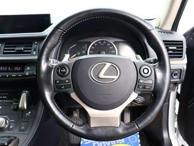 LEXUS CT200h