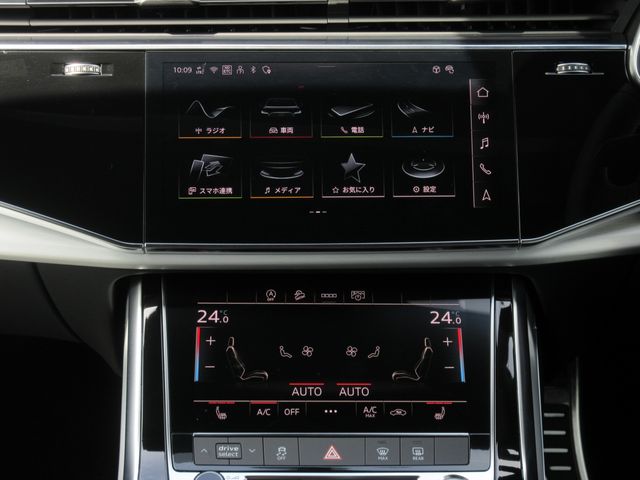 AUDI  Q7