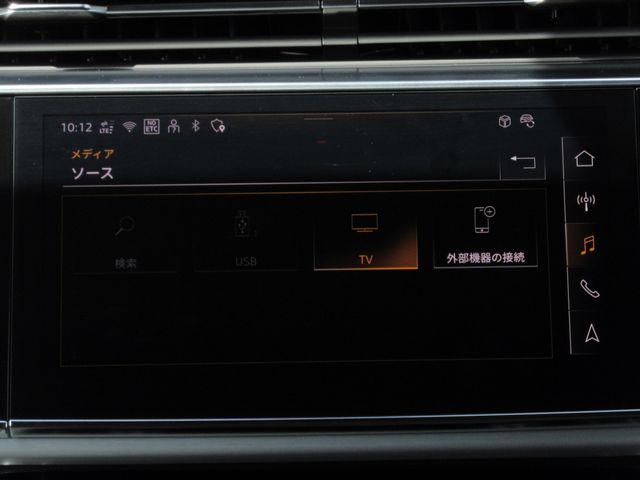 AUDI  Q7