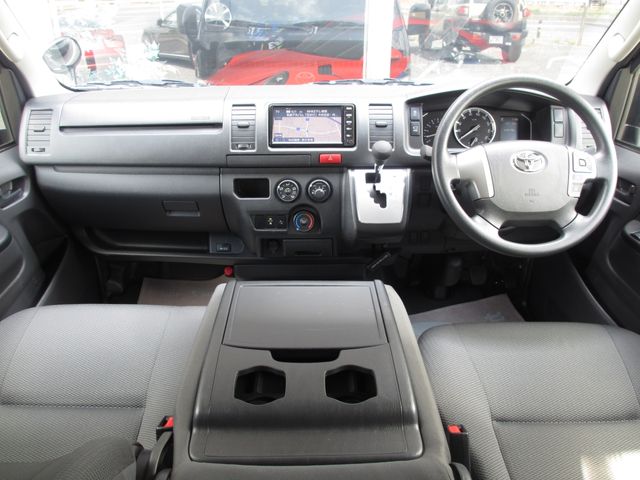 HIACE van 2WD