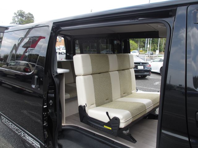 HIACE van 2WD