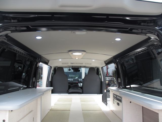 HIACE van 2WD