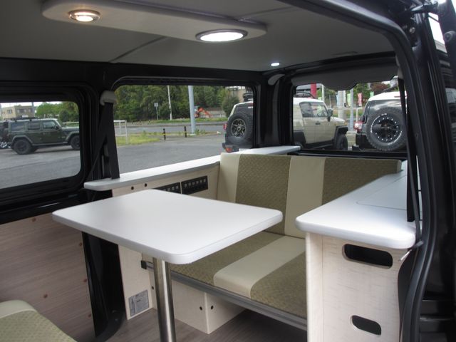 HIACE van 2WD