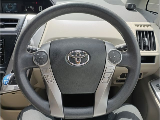 PRIUS Alpha