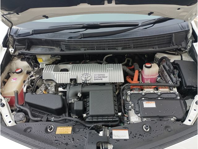 PRIUS Alpha