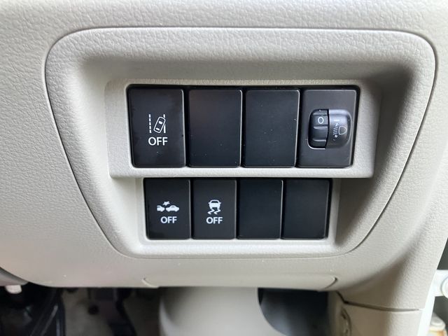 NV100 CLIPPER RIO 4WD