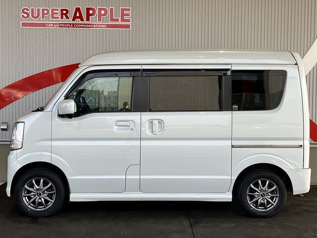 NV100 CLIPPER RIO 4WD