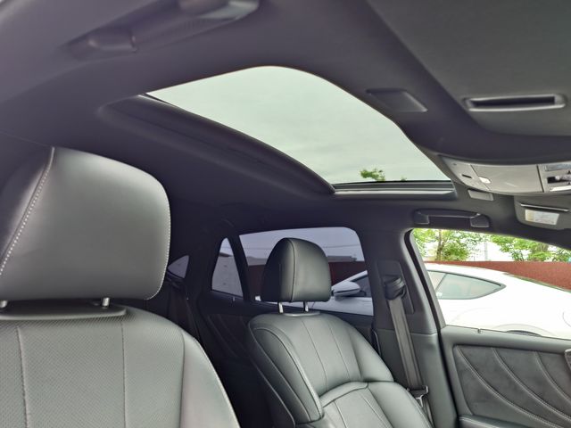 LEXUS LS500h 4WD