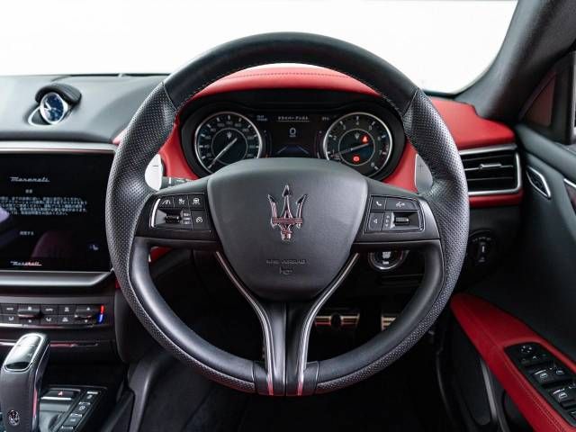 MASERATI GHIBLI Sedan