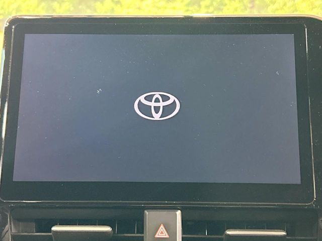 VOXY HYBRID