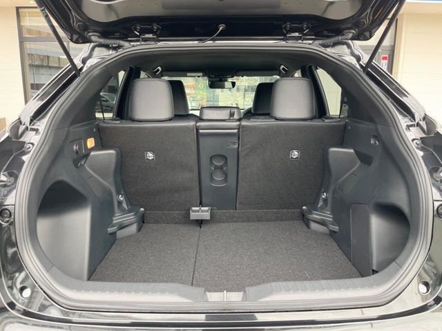 YARIS CROSS HYBRID
