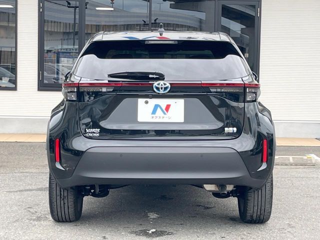 YARIS CROSS HYBRID