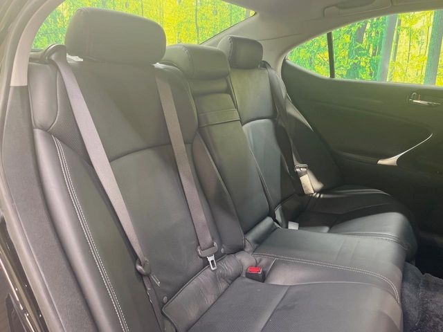 LEXUS IS250