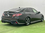 CROWN sedan hybrid