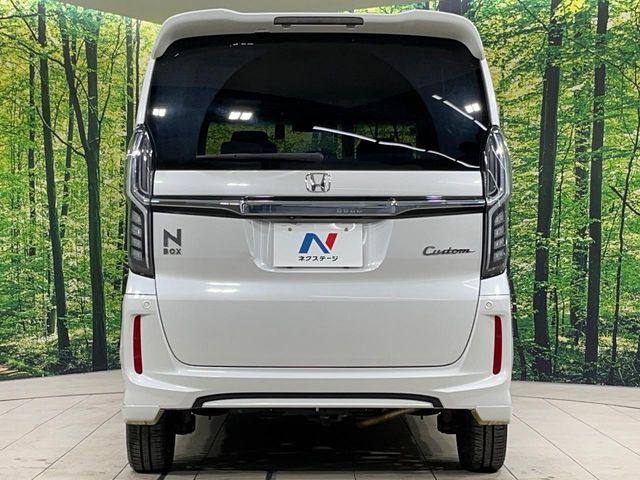 N BOX CUSTOM 4WD