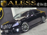 CROWN sedan