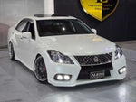 CROWN sedan