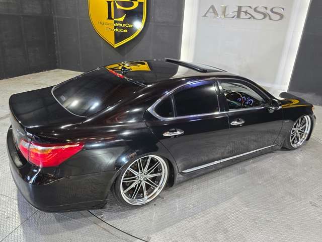 LEXUS LS460