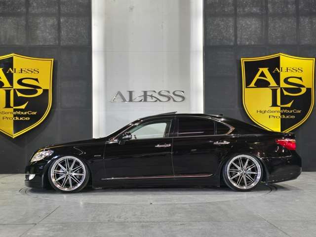 LEXUS LS460