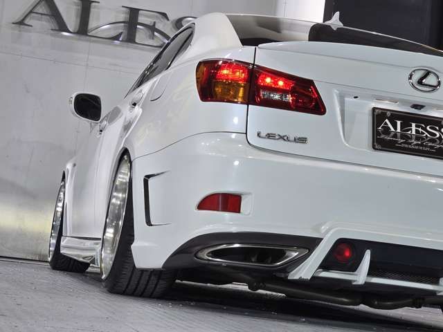 LEXUS IS250